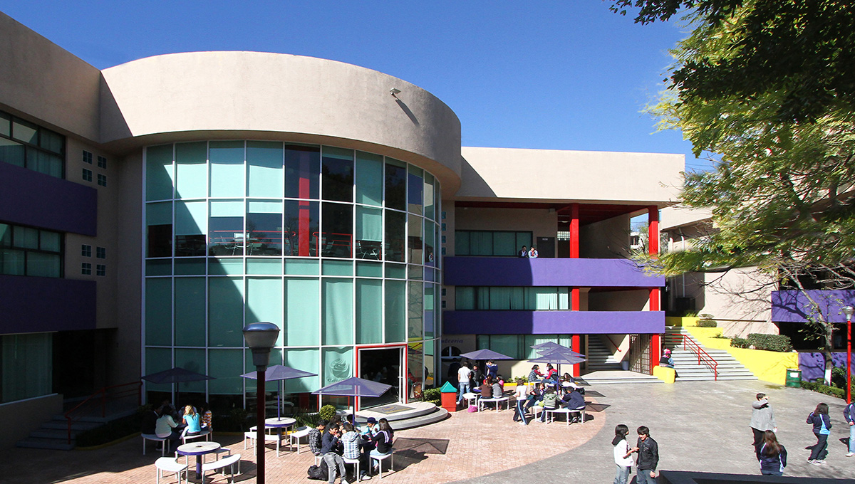 Instalaciones del Campus Fuentes de Colegio Copán, sede de la Secundaria y Preparatoria bilingüe en Satélite, para familias de Lomas Verdes, Atizapán y Zona Esmeralda